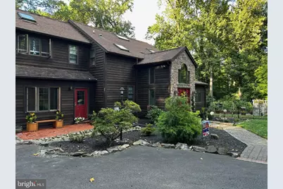 281 Woodland Drive, Downingtown, PA 19335 - Photo 2