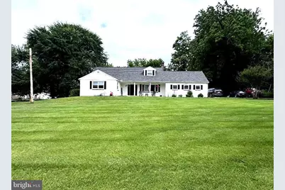 251 W Locust Street, Oxford, PA 19363 - Photo 2