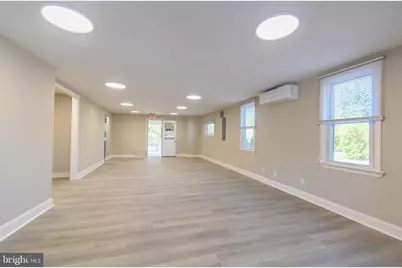 1092 W Lincoln Highway, Coatesville, PA 19320 - Photo 12