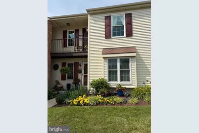 410 Westridge Drive, Phoenixville, PA 19460 - Photo 2