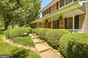 391 Butternut Dr, Parkesburg, PA 19365 - Photo 2