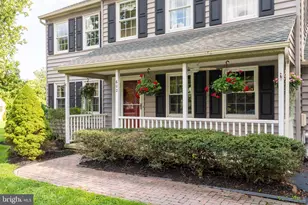 602 Lorient Dr, West Chester, PA 19382 - Photo 2