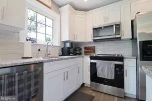 28 Frederick Rd, Coatesville, PA 19320 - Photo 14