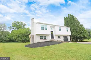28 Frederick Rd, Coatesville, PA 19320 - Photo 2