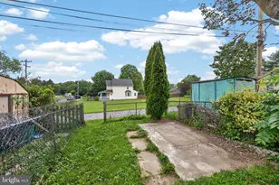 204 Grant St, Parkesburg, PA 19365 - Photo 28