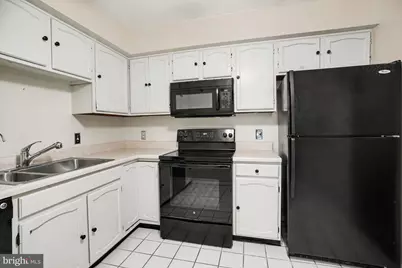 205 Valley Stream Lane #205, Tredyffrin, PA 19087 - Photo 6