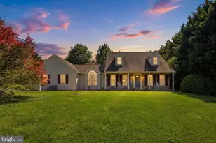 110 Pickering Ln, Nottingham, PA 19362 - Photo 1