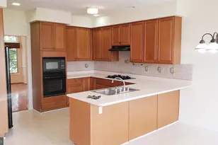 14 Hayworth Cir, Exton, PA 19341 - Photo 2