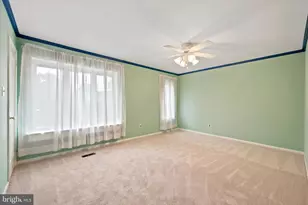 127 Woodgate Ln, Paoli, PA 19301 - Photo 16