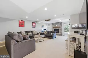 164 S Savanna Dr, Pottstown, PA 19465 - Photo 4
