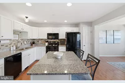 164 S Savanna Drive, Pottstown, PA 19465 - Photo 14