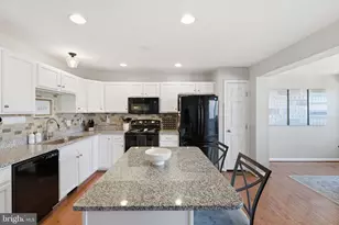 164 S Savanna Dr, Pottstown, PA 19465 - Photo 14