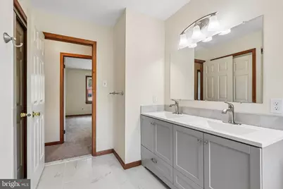 8 Long Drive, Downingtown, PA 19335 - Photo 46