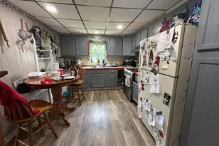 319 High St, Phoenixville, PA 19460 - Photo 6