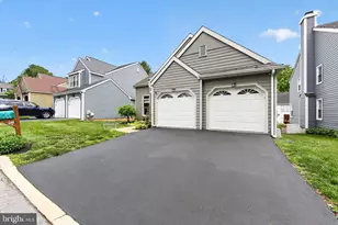 15 Killdeer Ln, Downingtown, PA 19335 - Photo 2