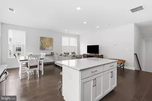 339 Foundry St, Phoenixville, PA 19460 - Photo 8
