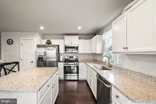 213 Folin St, Coatesville, PA 19320 - Photo 8