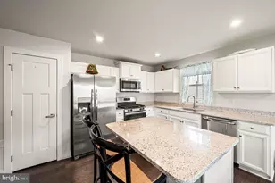 213 Folin St, Coatesville, PA 19320 - Photo 4