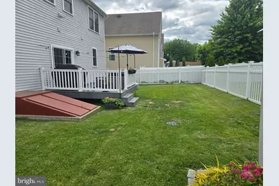 515 Rhoades Street, Phoenixville, PA 19460 - Photo 2