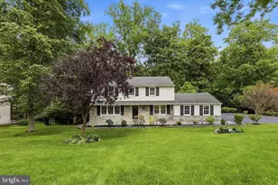 211 Oneida Ln, Malvern, PA 19355 - Photo 2