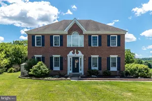 4 Magnolia Ct, Downingtown, PA 19335 - Photo 1