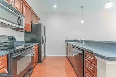136 Bridge Street #302, Phoenixville, PA 19460 - Photo 6