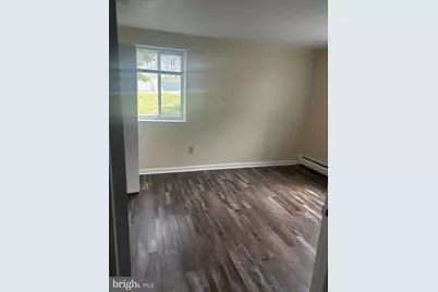 120 N Penn Street #B6, Spring City, PA 19475 - Photo 6