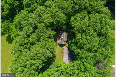 913 Heather Lane, Phoenixville, PA 19460 - Photo 2