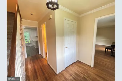10 Kates, Paoli, PA 19301 - Photo 2