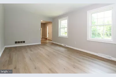 117 Midway Road, Phoenixville, PA 19460 - Photo 4