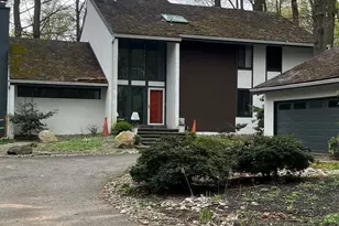 208 Pheasant Run Dr, Paoli, PA 19301 - Photo 2