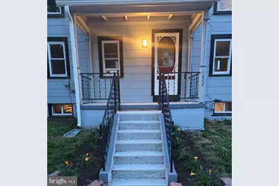 1007 Livingston Avenue, Phoenixville, PA 19460 - Photo 2
