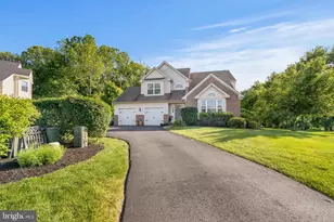 224 China Cir, West Grove, PA 19390 - Photo 2