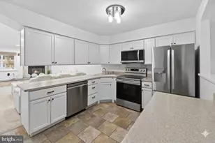 423 Cannon Ct, Tredyffrin, PA 19087 - Photo 6