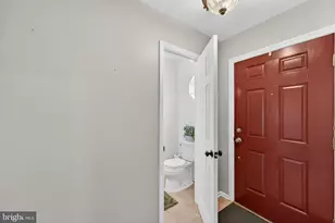 304 Hampstead Pl, West Chester, PA 19382 - Photo 14
