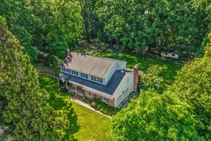 999 Cloverly Rd, Berwyn, PA 19312 - Photo 2