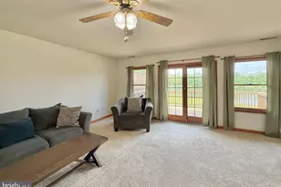 413 Bianca Cir, Downingtown, PA 19335 - Photo 6