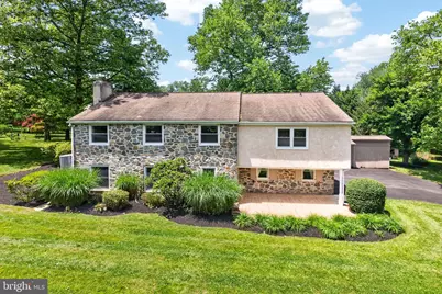 1190 Beaumont Road, Berwyn, PA 19312 - Photo 2
