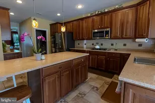 508 Emerson Cir, Chester Springs, PA 19425 - Photo 12