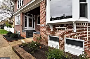 408 1st Ave, Phoenixville, PA 19460 - Photo 2