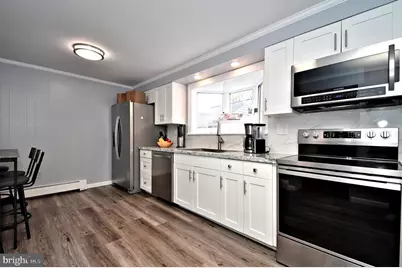 408 1st Avenue, Phoenixville, PA 19460 - Photo 18