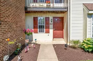 305 Westridge Cir, Phoenixville, PA 19460 - Photo 4