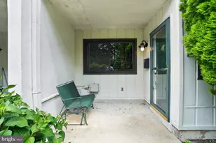 364 Summit House, West Chester, PA 19382 - Photo 2