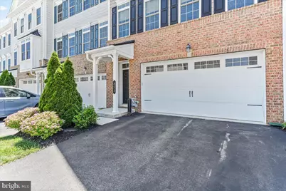 855 Stonecliffe Road, Malvern, PA 19355 - Photo 2
