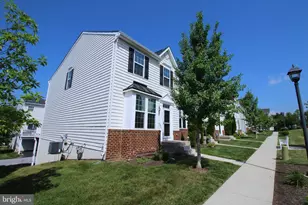 516 Groat Alley, Phoenixville, PA 19460 - Photo 2