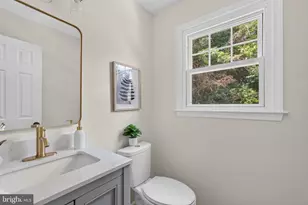 505 Emily Cir, West Chester, PA 19382 - Photo 10