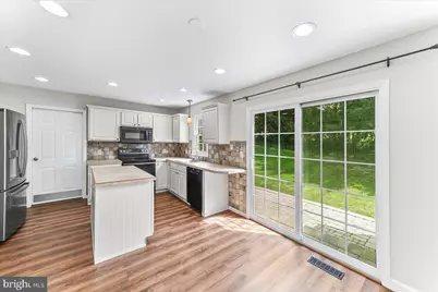 2 Morningside Court, West Grove, PA 19390 - Photo 4