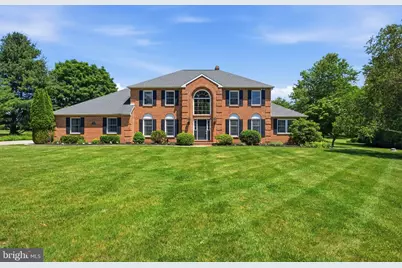204 Readington Drive, Spring City, PA 19475 - Photo 2