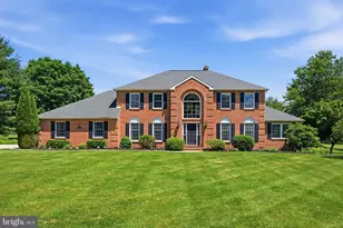 204 Readington Dr, Spring City, PA 19475 - Photo 1