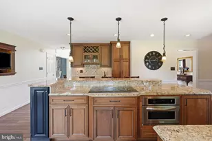 204 Readington Dr, Spring City, PA 19475 - Photo 34